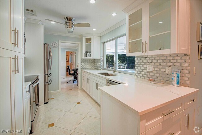 Building Photo - 67 Pebble Beach Blvd Rental