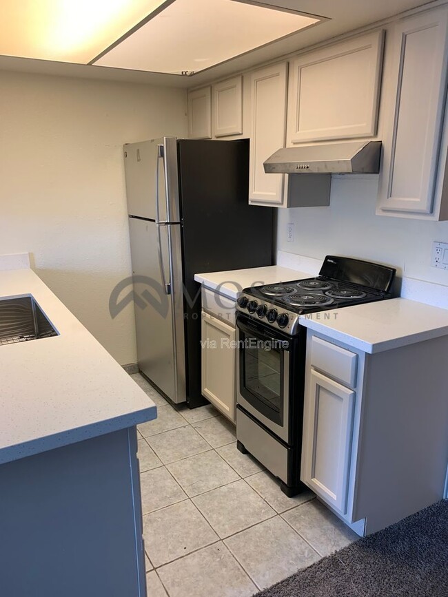 Photo - 461 W Holmes Ave Unit 303