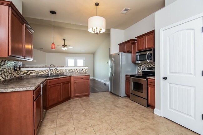 Photo - 2851 S Hartland