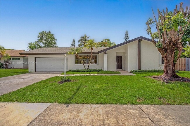 Building Photo - 10711 SW 116th Ave