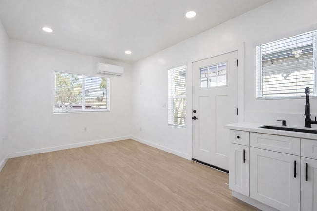 Photo - Coconino Apartments Unit 4897