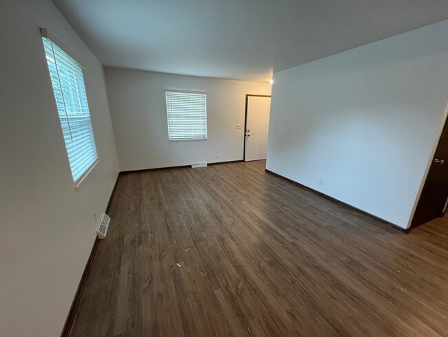 Photo - 358 N Jefferson St