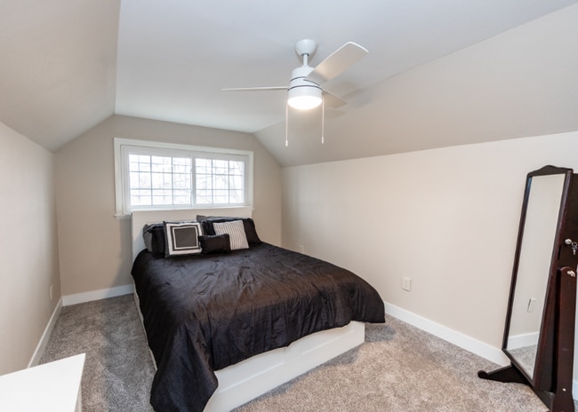 Photo - 2068 Fernwood Dr