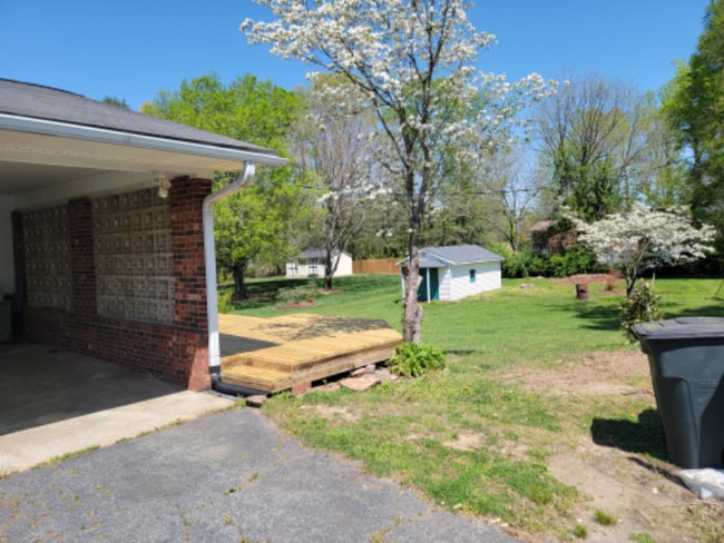 Photo - 1145 Quail Hollow Rd