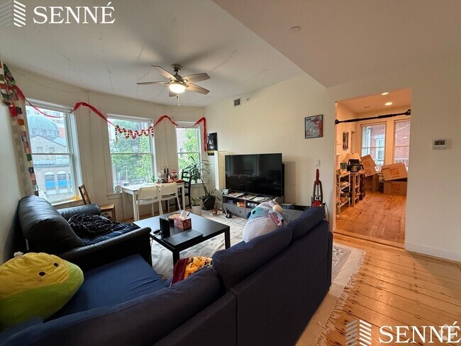 Building Photo - 23 Magazine St Unit 3 Rental