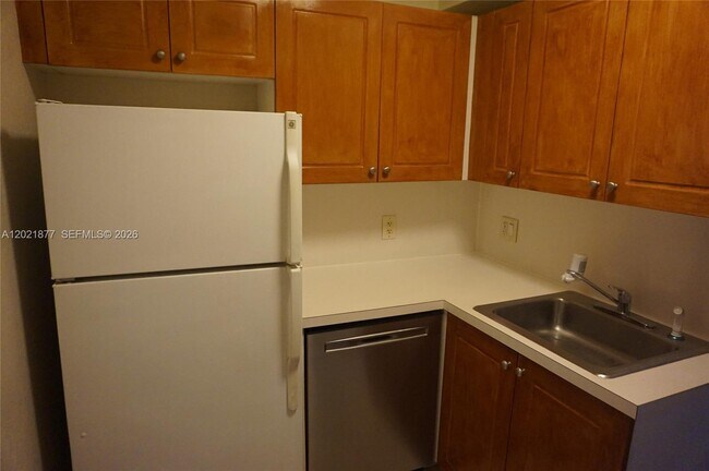 Photo - 770 SE 2nd Ave Unit A205