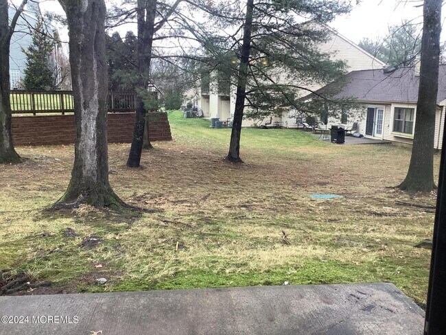 Photo - 41 Lindsay Ct