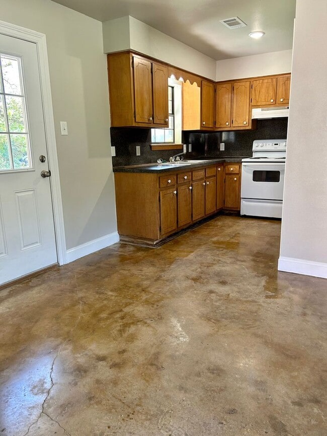 Photo - Single Family Home. Available Now!