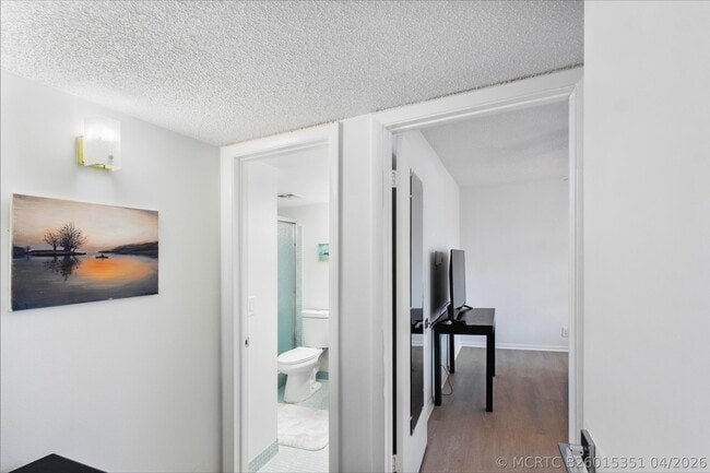 20 Abbey Ln Unit 102