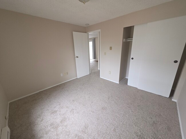 Photo - 2410 S I St Unit 3