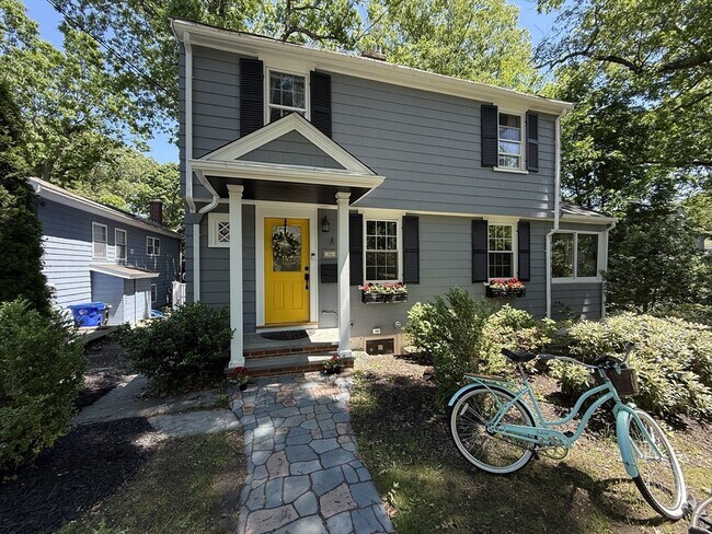 Building Photo - 36 Risley Rd