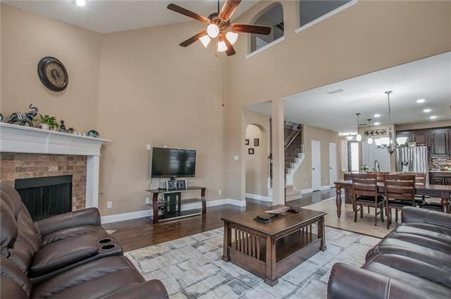 Photo - 2440 Kingsgate Dr