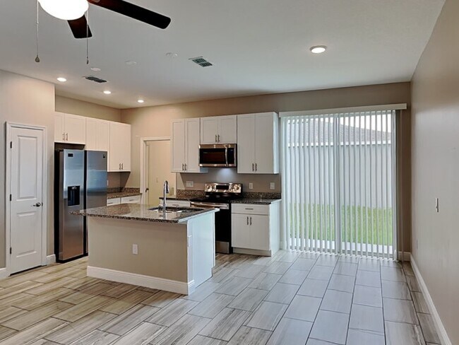 Photo - 1957 Michigan Dr