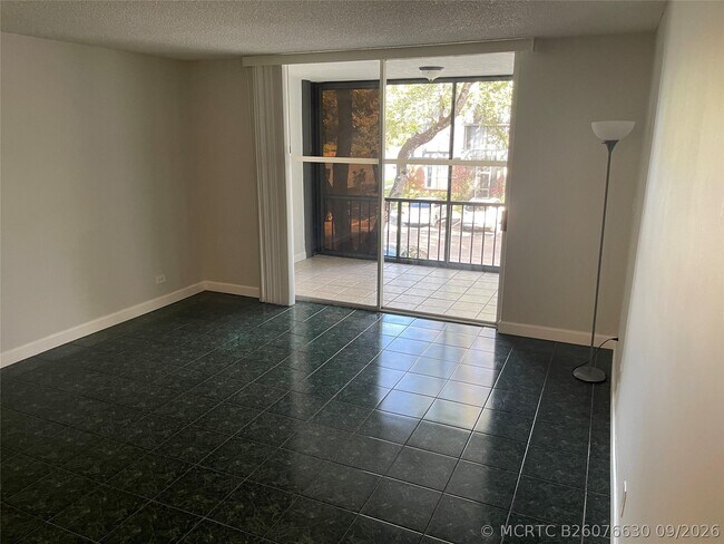 Photo - 3740 Inverrary Dr Unit 2Y