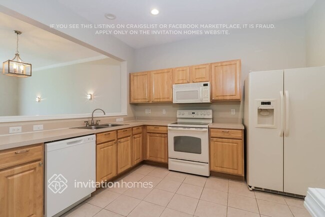 Photo - 26533 Castleview Way