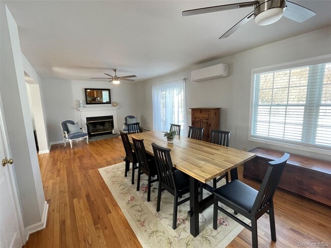 Photo - 59 Peconic Ave