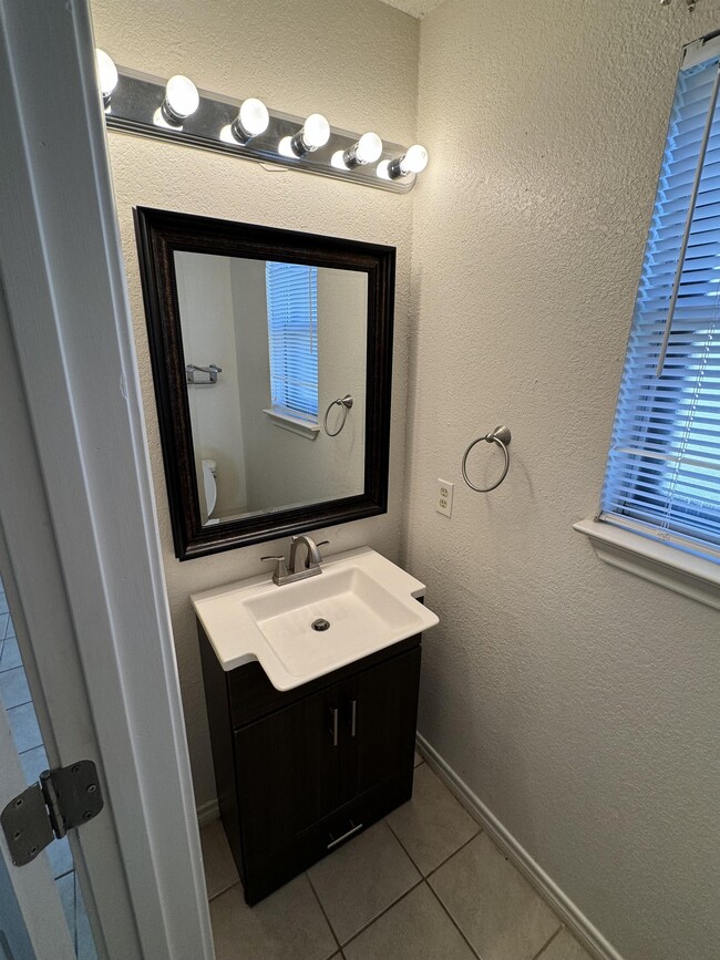 Photo - 1506 Jefferis Ave