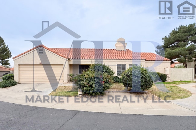 Building Photo - 2Bed/2Bath w/ Office-House at 40th St/Cactus-Garg!