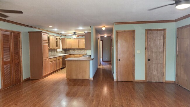 Photo - 3 Bed 1.5 Bath in the Coronado Heights 2nd Addn NW OKC