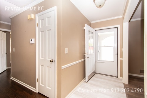 Photo - 10047 Lamar-