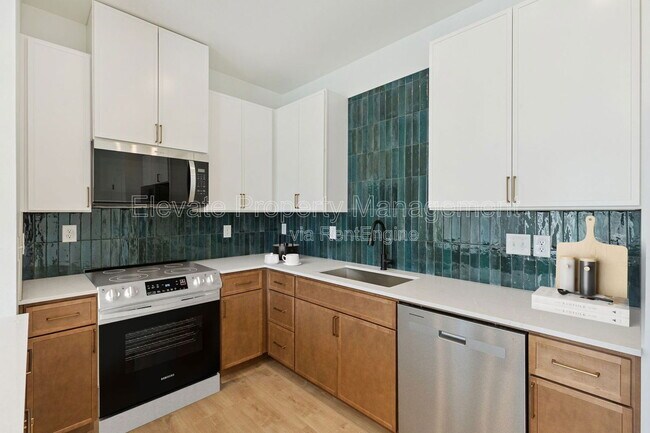 Photo - 1624 NW 17th St Unit 202