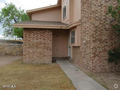 Building Photo - 1922 Lake Omega St Rental