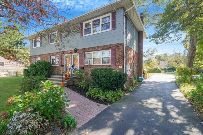 Photo - 38 Nassau St