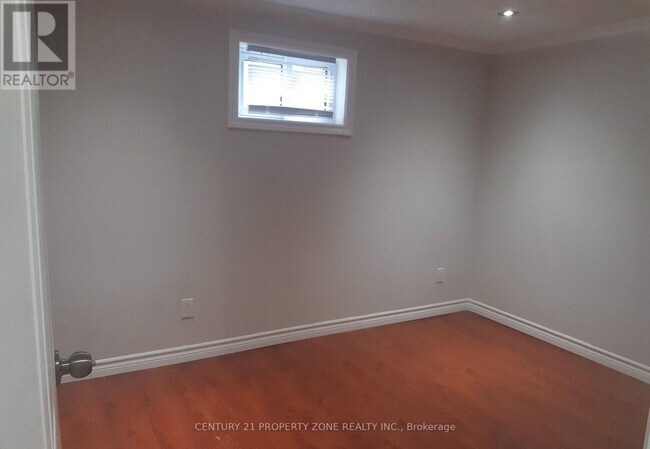 Photo - 164 Earnscliffe Cir