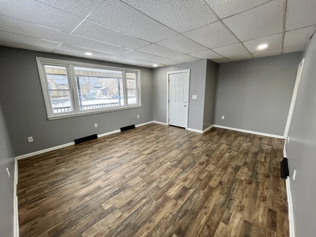 Photo - 315 Oak Ave SE