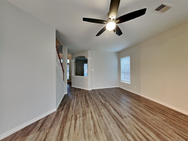 Photo - 18007 Oakloch Ct