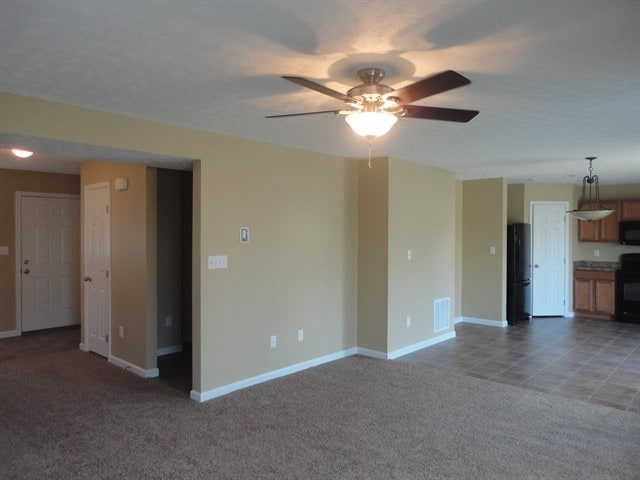 Photo - 333 Parrott Ct