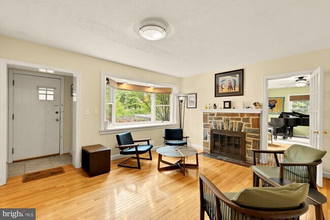 Photo - 8323 Haddon Dr
