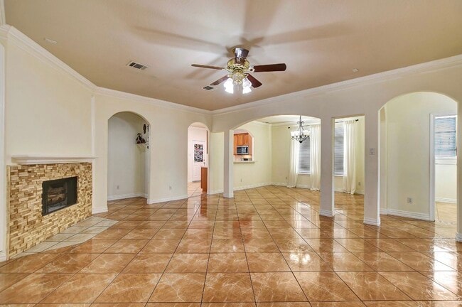 Photo - 10011 Gil Jr Ln