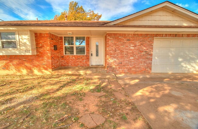 Photo - 120 N Ranchwood Blvd