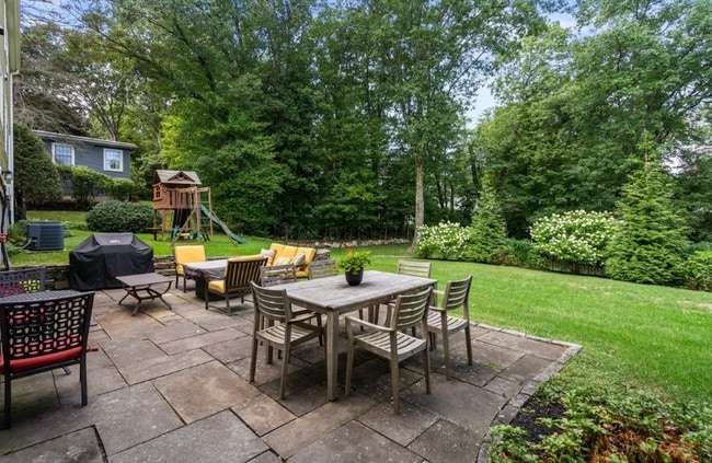 Photo - 11 Nantucket Rd