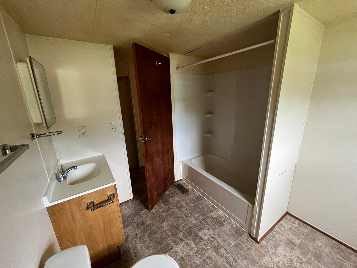 Photo - 106 Jodoc Dr