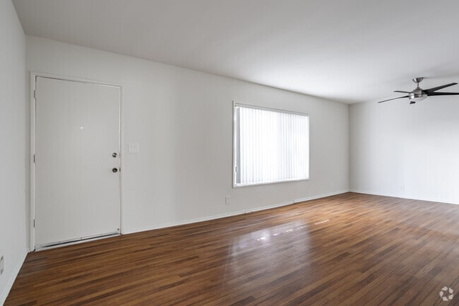 1BR, 1BA - Unit B - 233 4th Ave