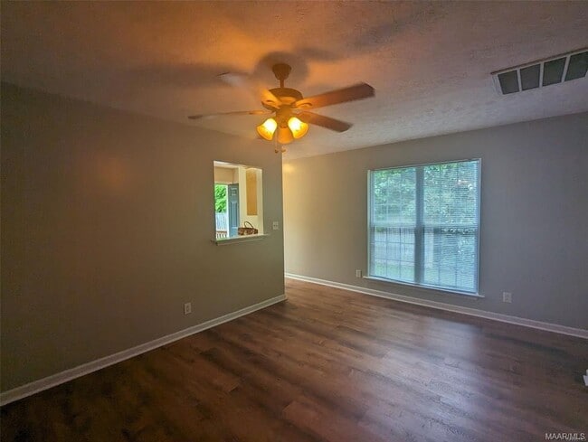 Photo - 3557 Edgewood Rd