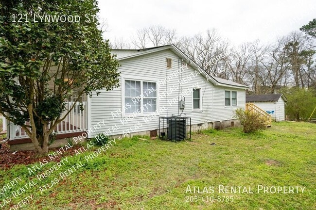 Photo - 121 Linwood St