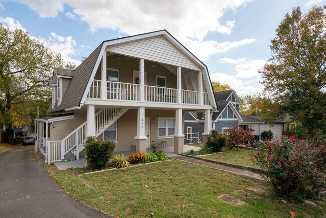 Building Photo - 611 S 14th St Unit A Rental