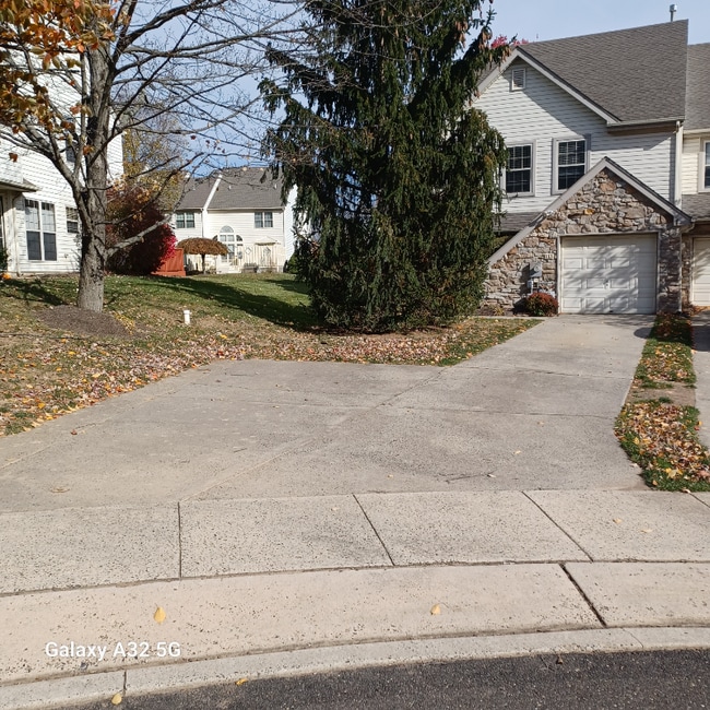 Photo - 113 Glennbrook Ct