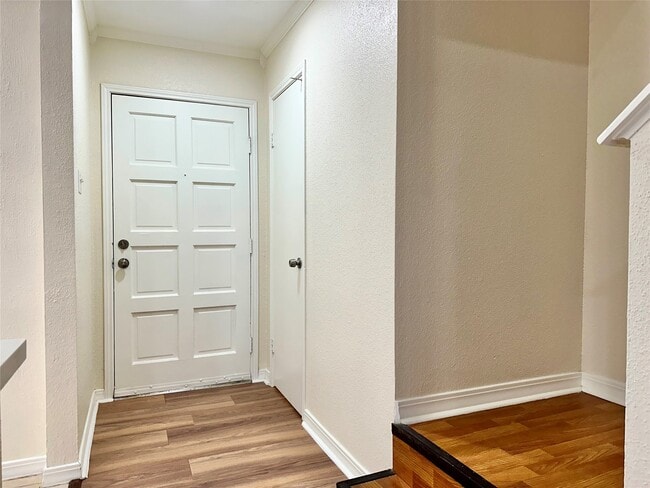 Photo - 1715 Moritz Dr