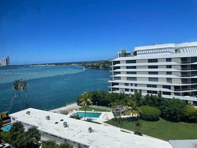 Photo - 10350 W Bay Harbor Dr Unidad 9H