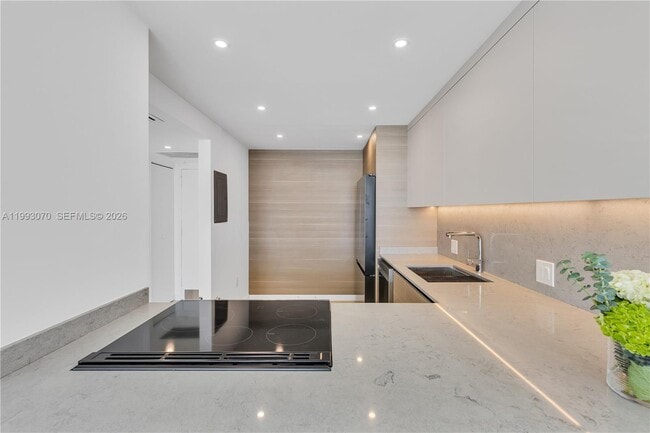 Photo - 20100 W Country Club Dr Unit 1008