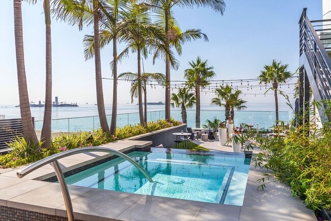 Photo - 25 15th Pl Unidad 100