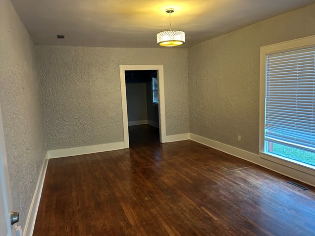 6420 New Kings Rd