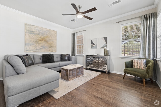 2BR, 2BA - 1,257SF - Living Room - The Brodie at Cinco Ranch