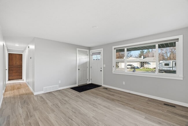 Photo - 14516 E Mallon Ave