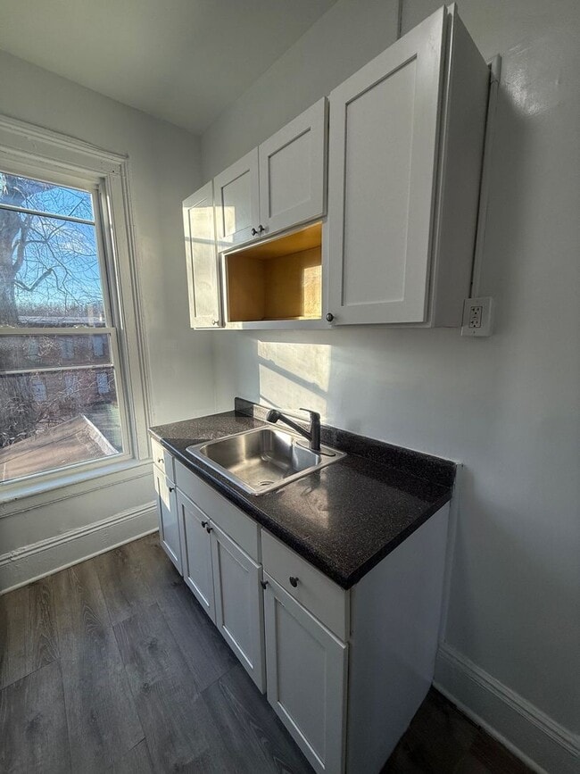 Photo - 165 Liberty St Unit 2