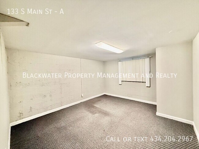 Photo - 133 S Main St Unit A